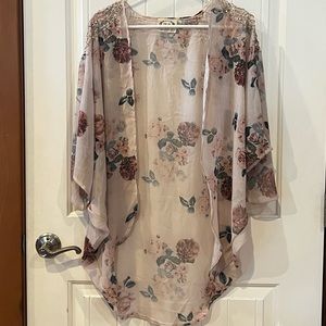 Gorgeous Joyfolie Mia Joy Duster with Beaded Shoulders - XS/S